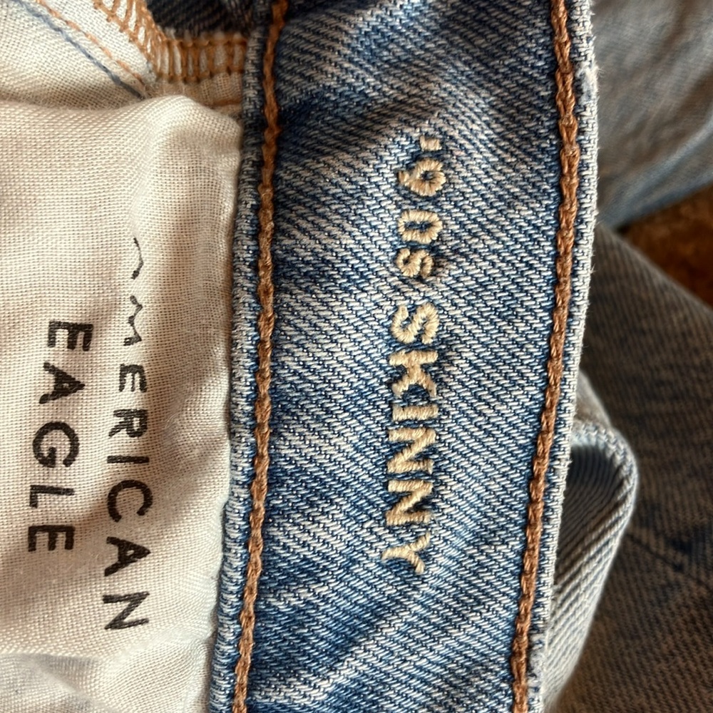 COPY - American Eagle 90’s skinny jeans 000 short - Picture 4 of 5